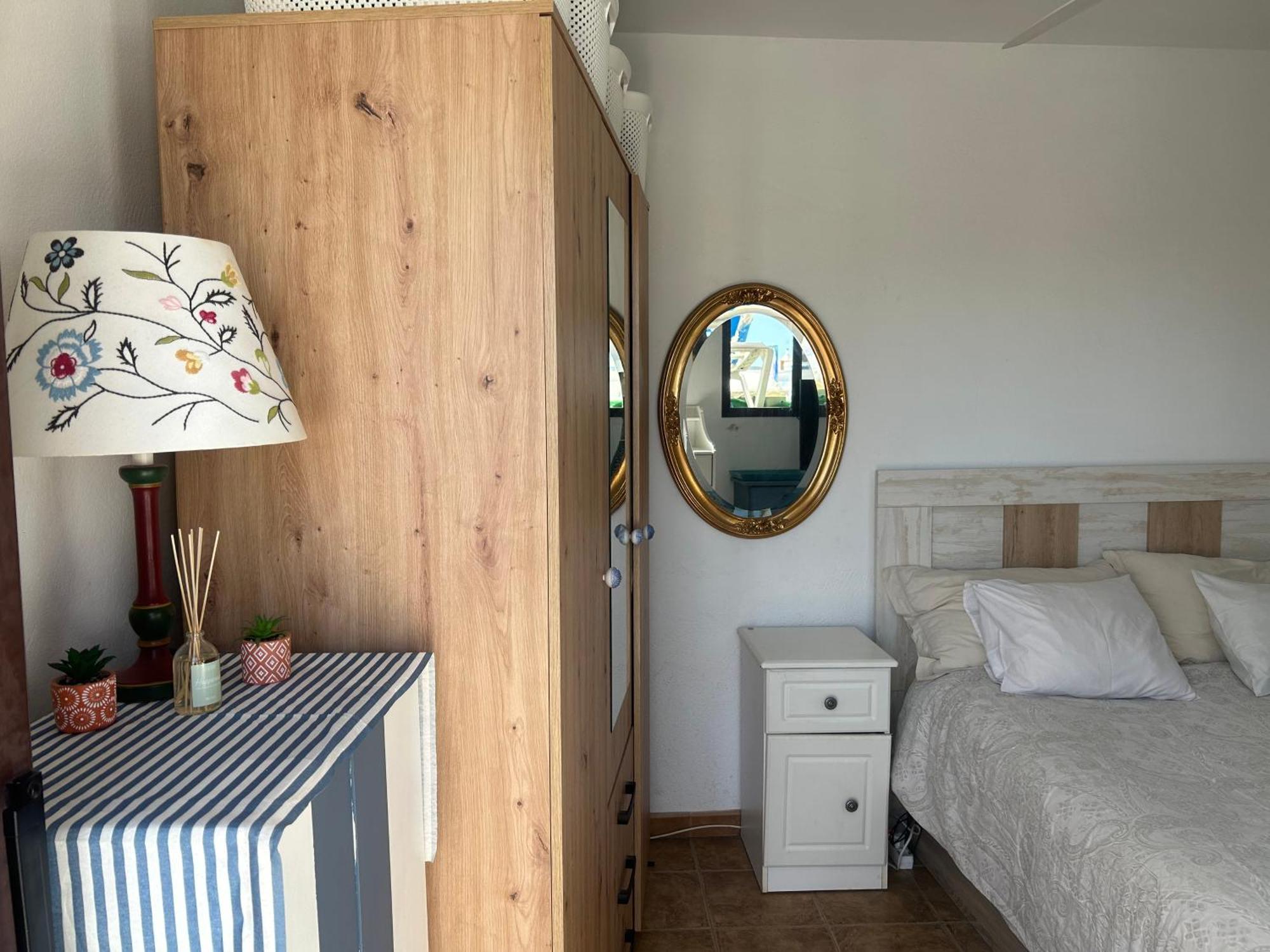 La Buganvilla Rooms อาร์เรซิเฟ ภายนอก รูปภาพ